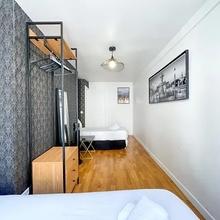 Apartment 02 - Faubourg Bail Mobilite Paris