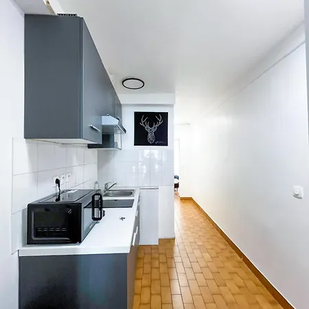 Apartament 02 - Faubourg Bail Mobilite *