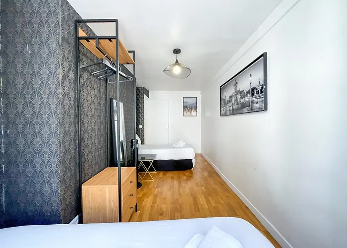 Apartment 02 - Faubourg Bail Mobilite Paris